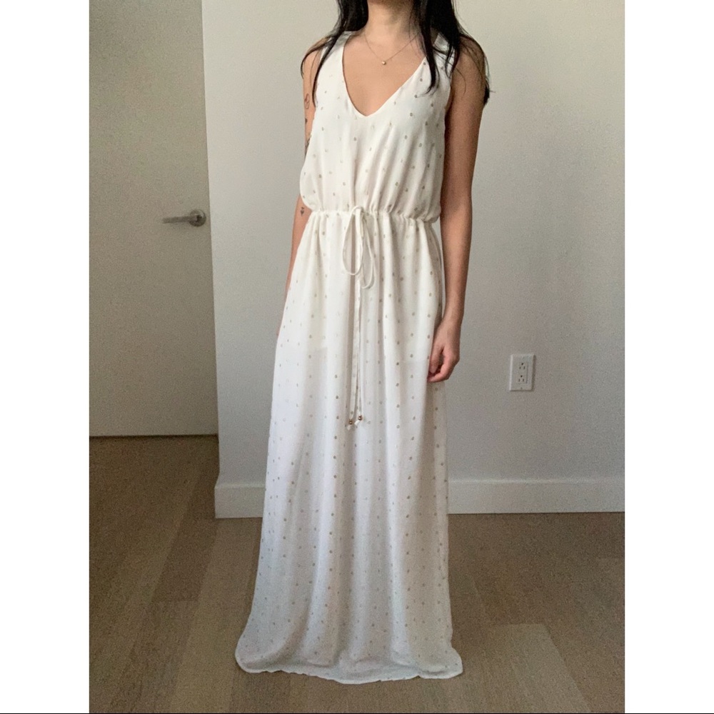 Little White Lies Maxi Dress - Picture 9 of 10